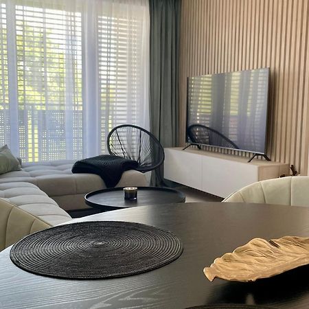 Urban Haven Apartment Липтовски-Микулаш Экстерьер фото