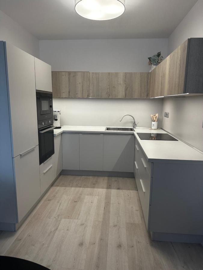 Urban Haven Apartment Липтовски-Микулаш Экстерьер фото